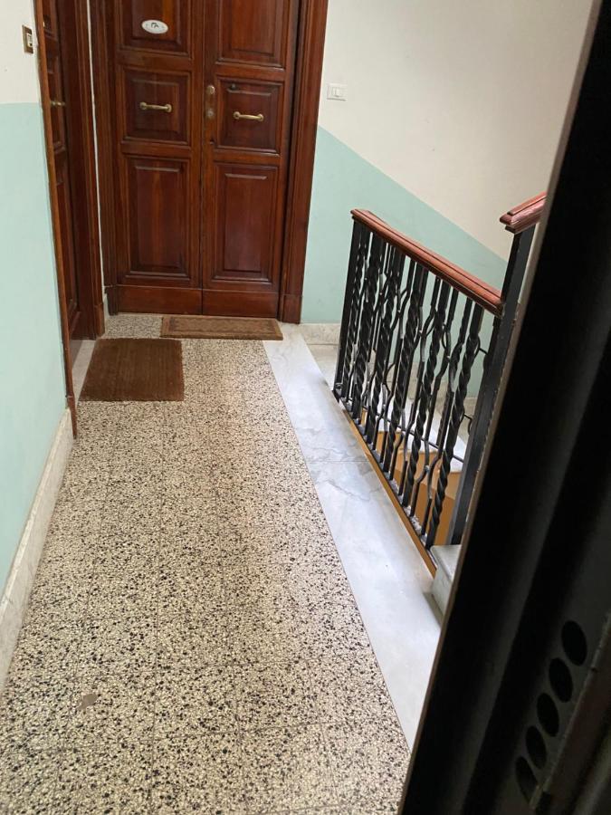Edo Apartament ลิโด ดิ ออสเตีย ภายนอก รูปภาพ